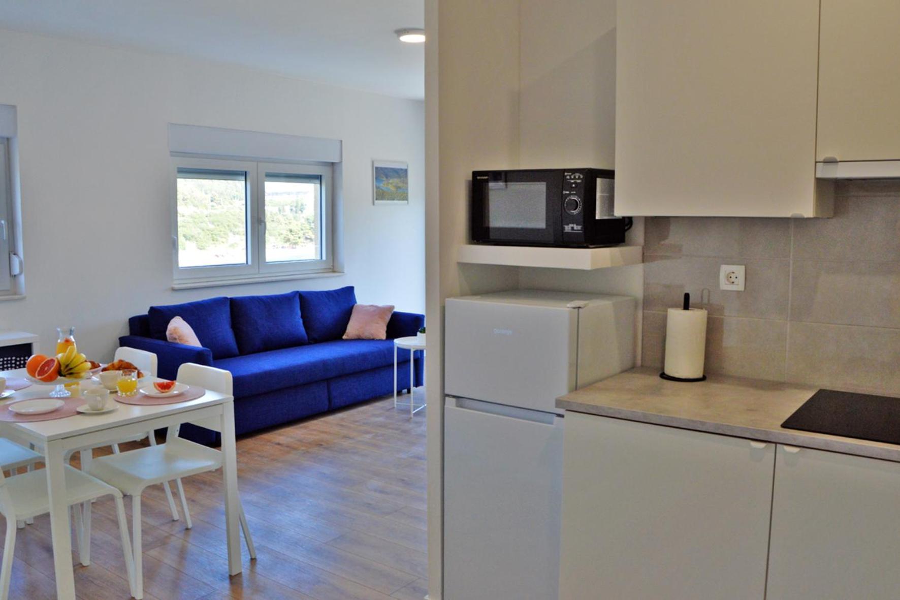 Apartmani Portina Bacina エクステリア 写真