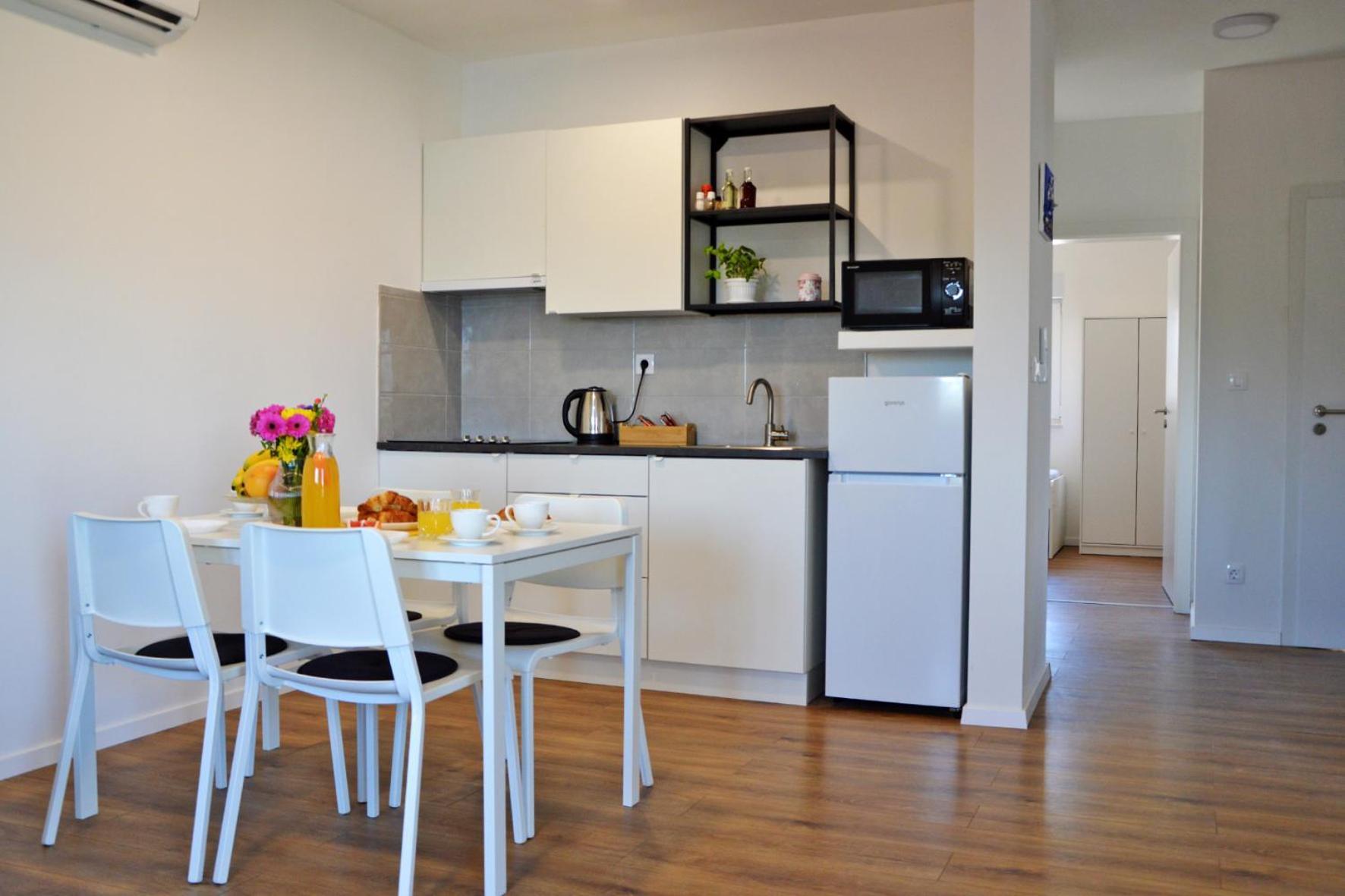 Apartmani Portina Bacina エクステリア 写真